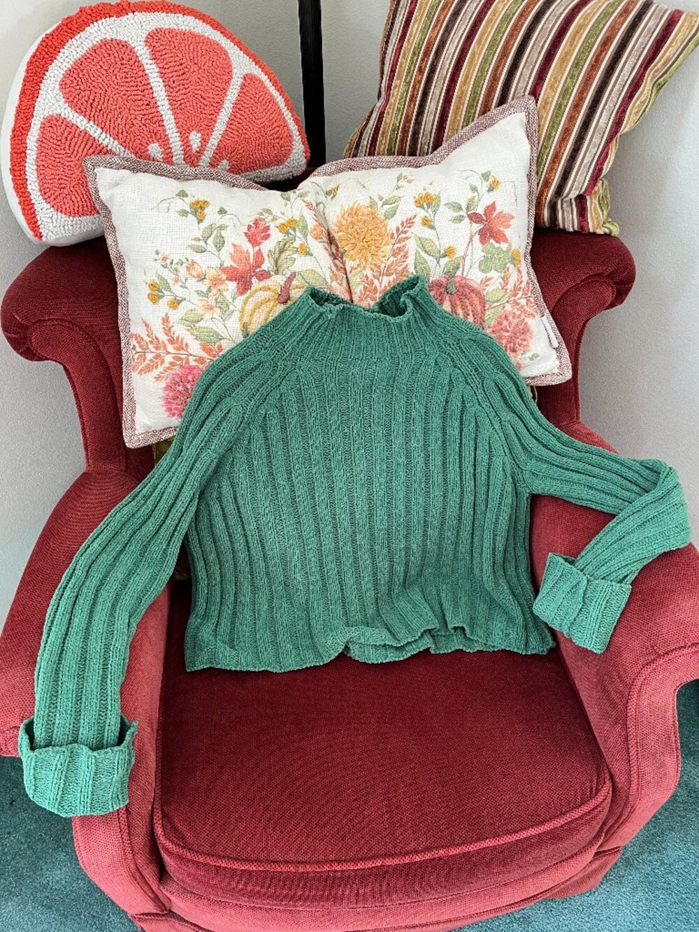 American Eagle Green Knit Ribbed Mockneck Sweater